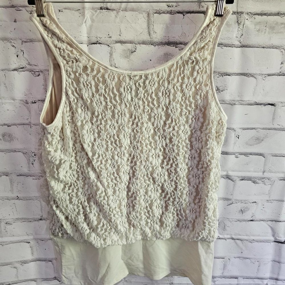 Lace cami undergarment - Picture 2 of 4